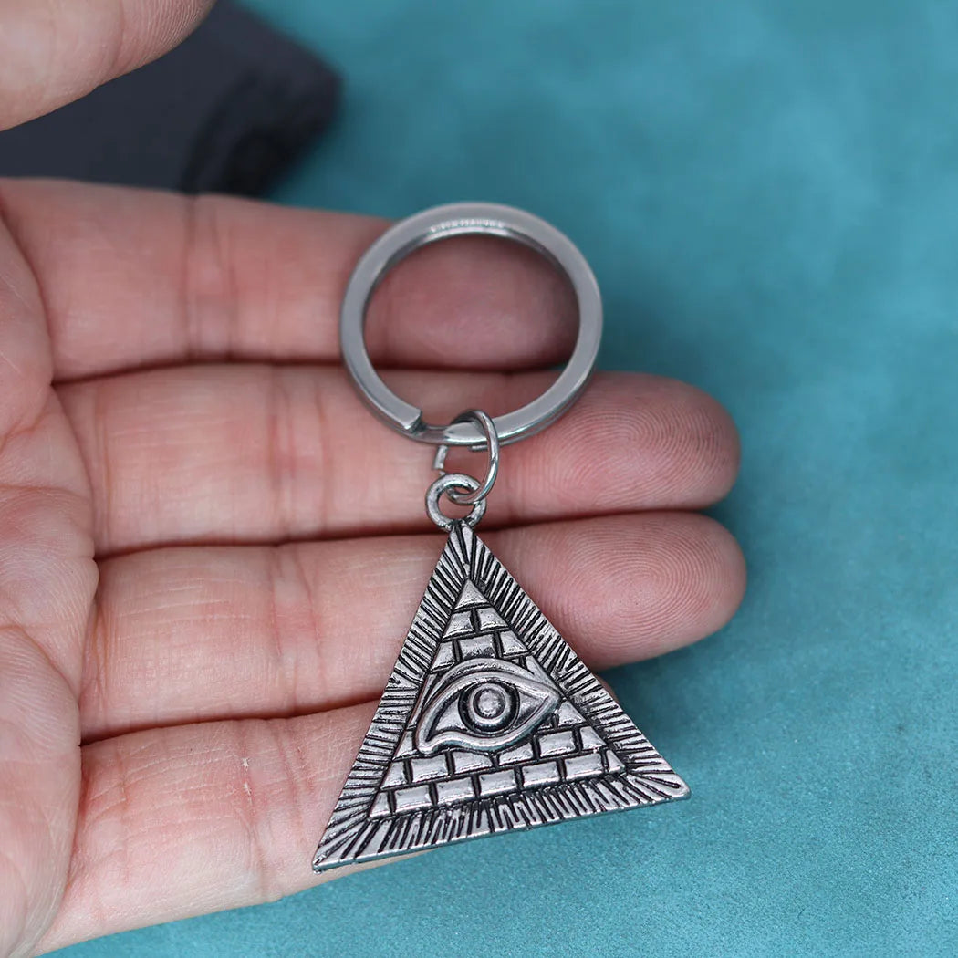 Nedar Egyptian Pyramid All-Seeing Evil Eye Illuminati Key Chain Pendant Viking Keychain Men Egypt Vintage Slavic Jewelry Keyring